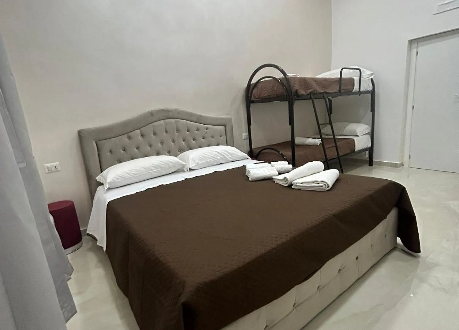 Luxury Rooms Carbonara 95 Nápoles