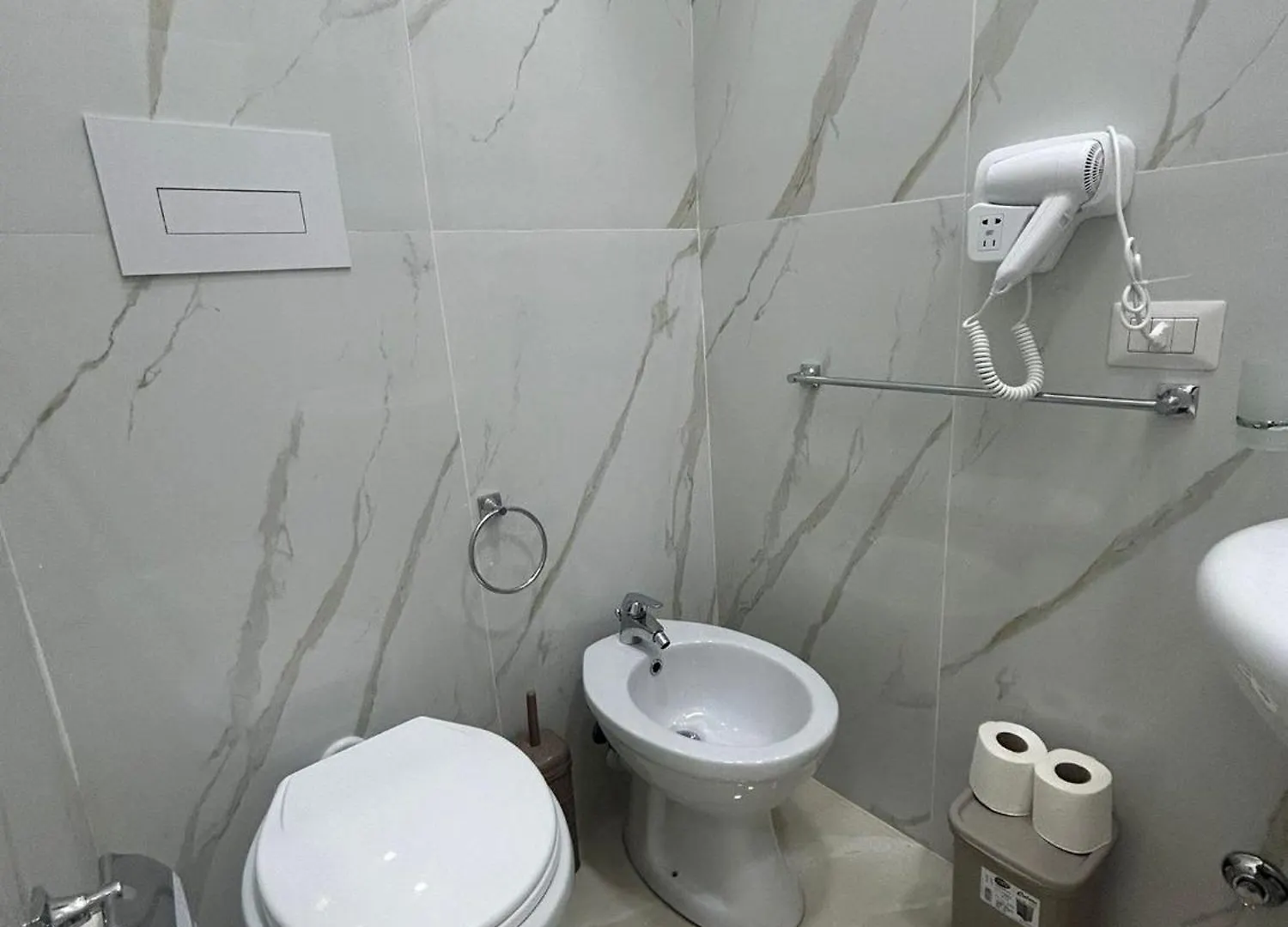 Luxury Rooms Carbonara 95 Neapol 0*,  Itálie